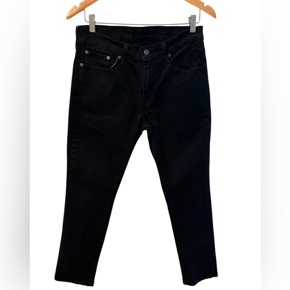 Levi's Black Skinny Jeans with Tapered Leg - Picture 1 of 12